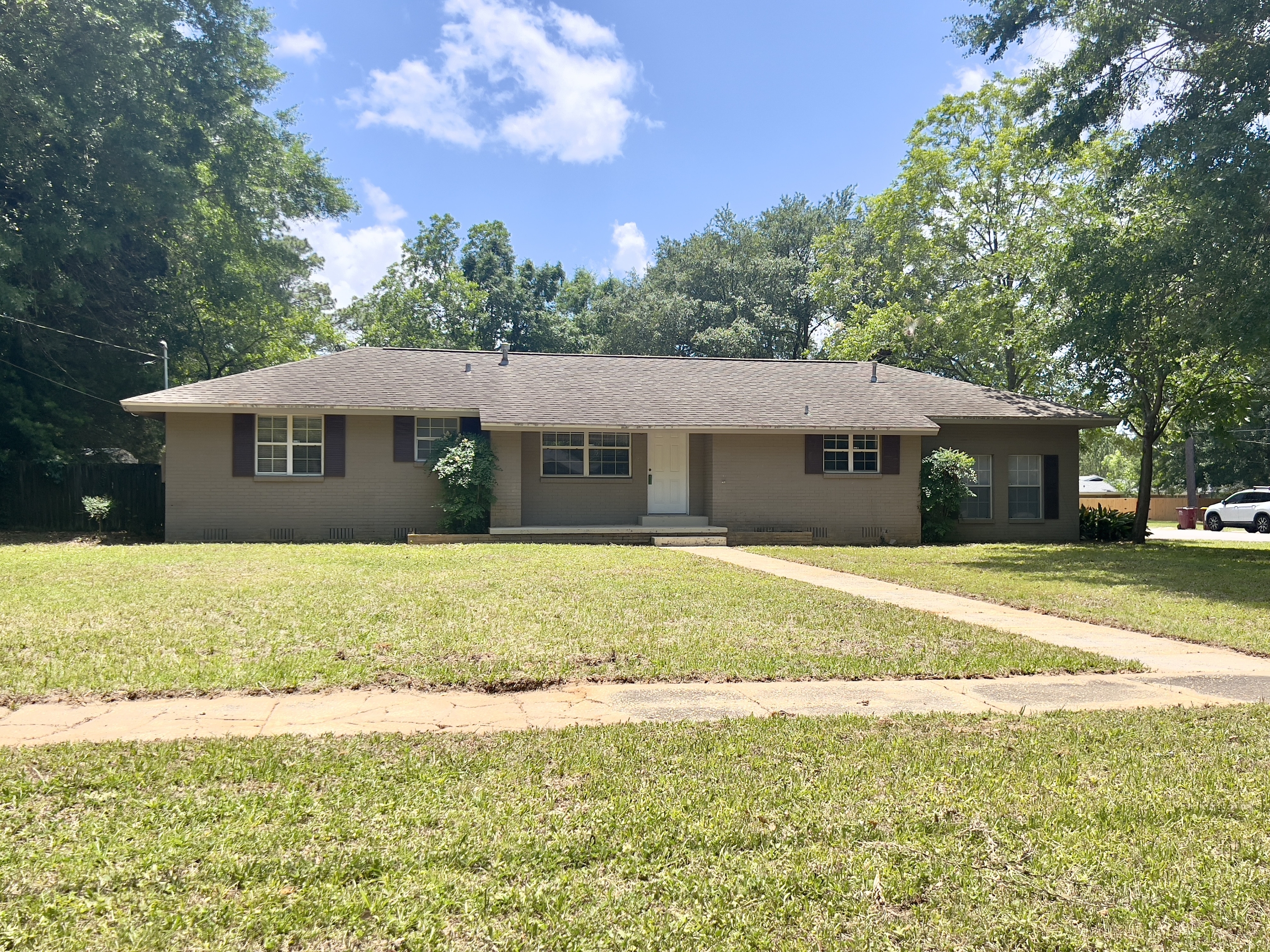 190 Adams Drive