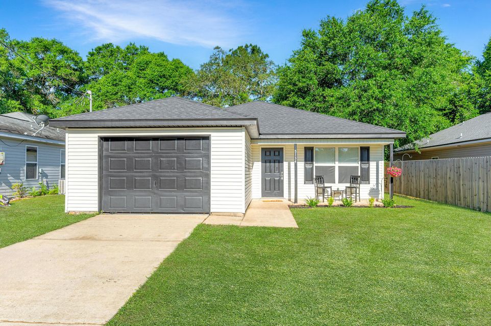 5134 Lake Drive