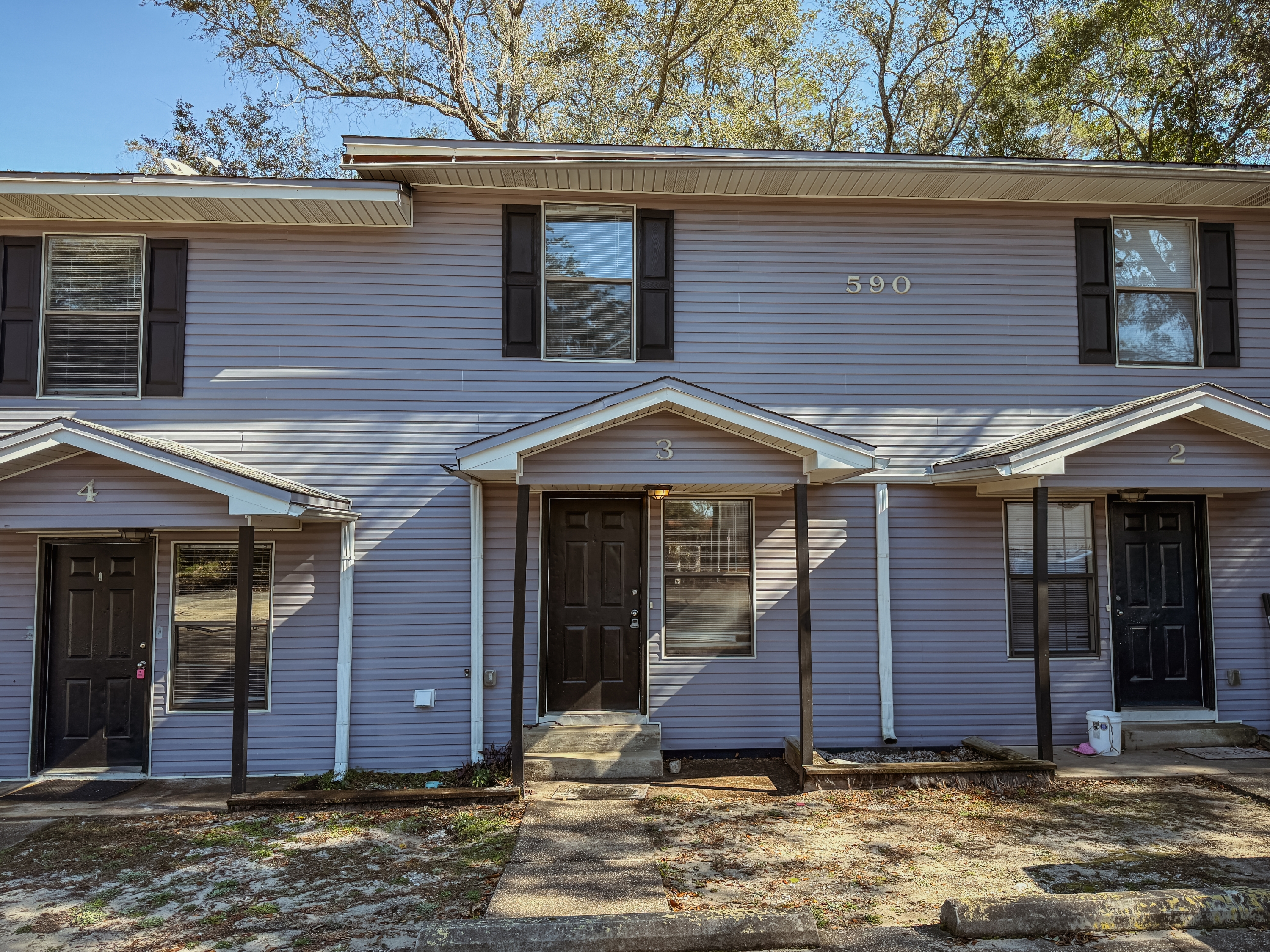 590 Hill Lane Unit #3