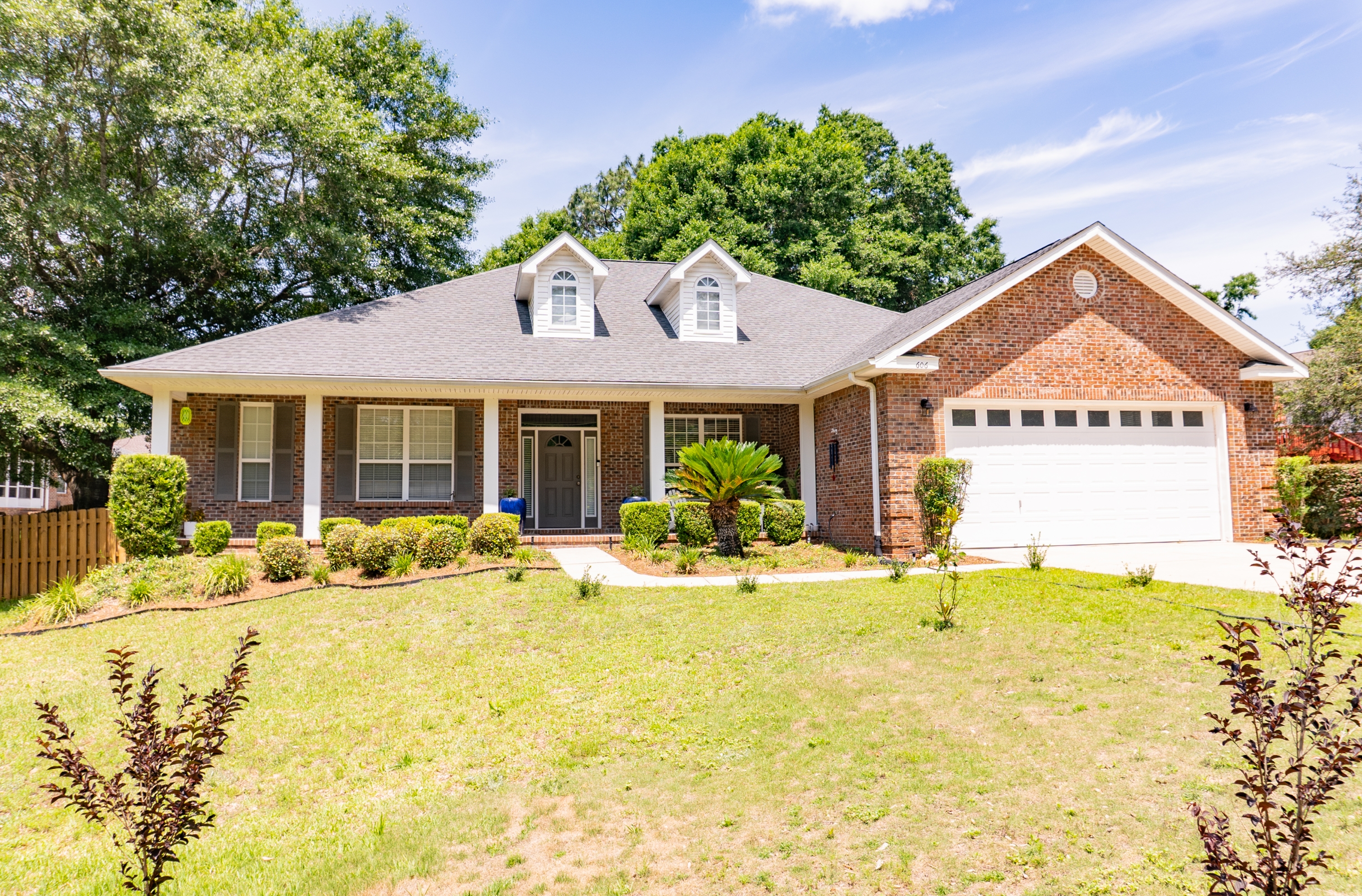 606 Shoal River Drive